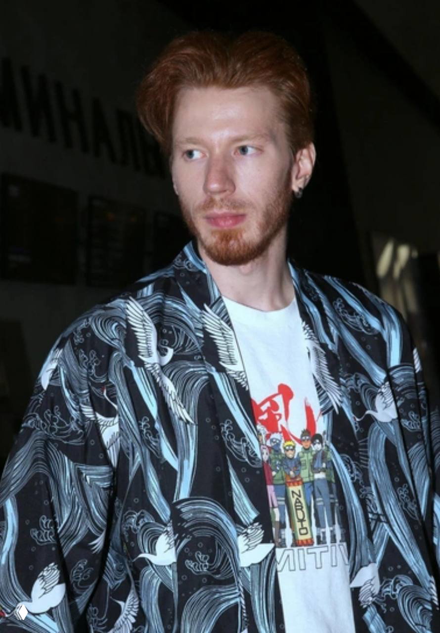 Никита Пресняков впервые вышел с новой избранницей