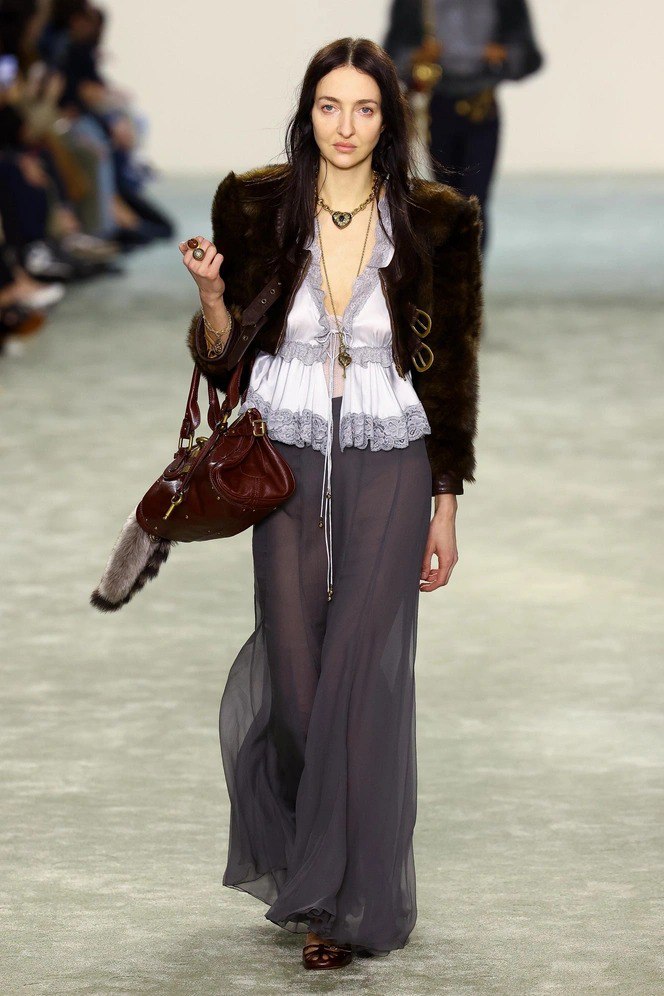 Chloé Paddington стала самой желанной сумкой этой осени