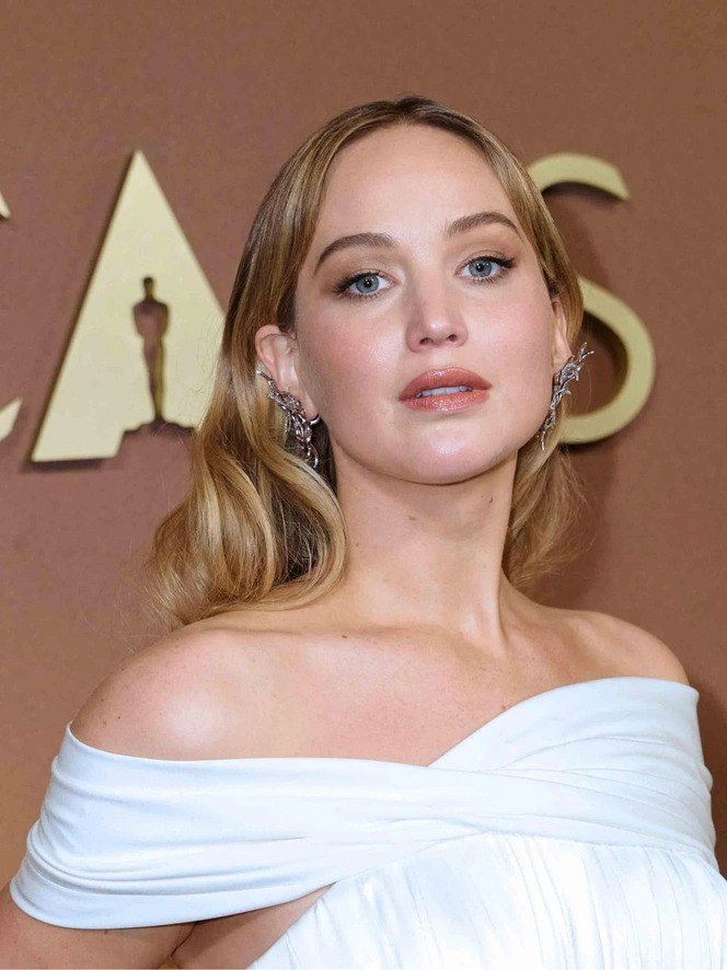 Дженнифер Лоуренс не взяли на роль Шэрон Тейт