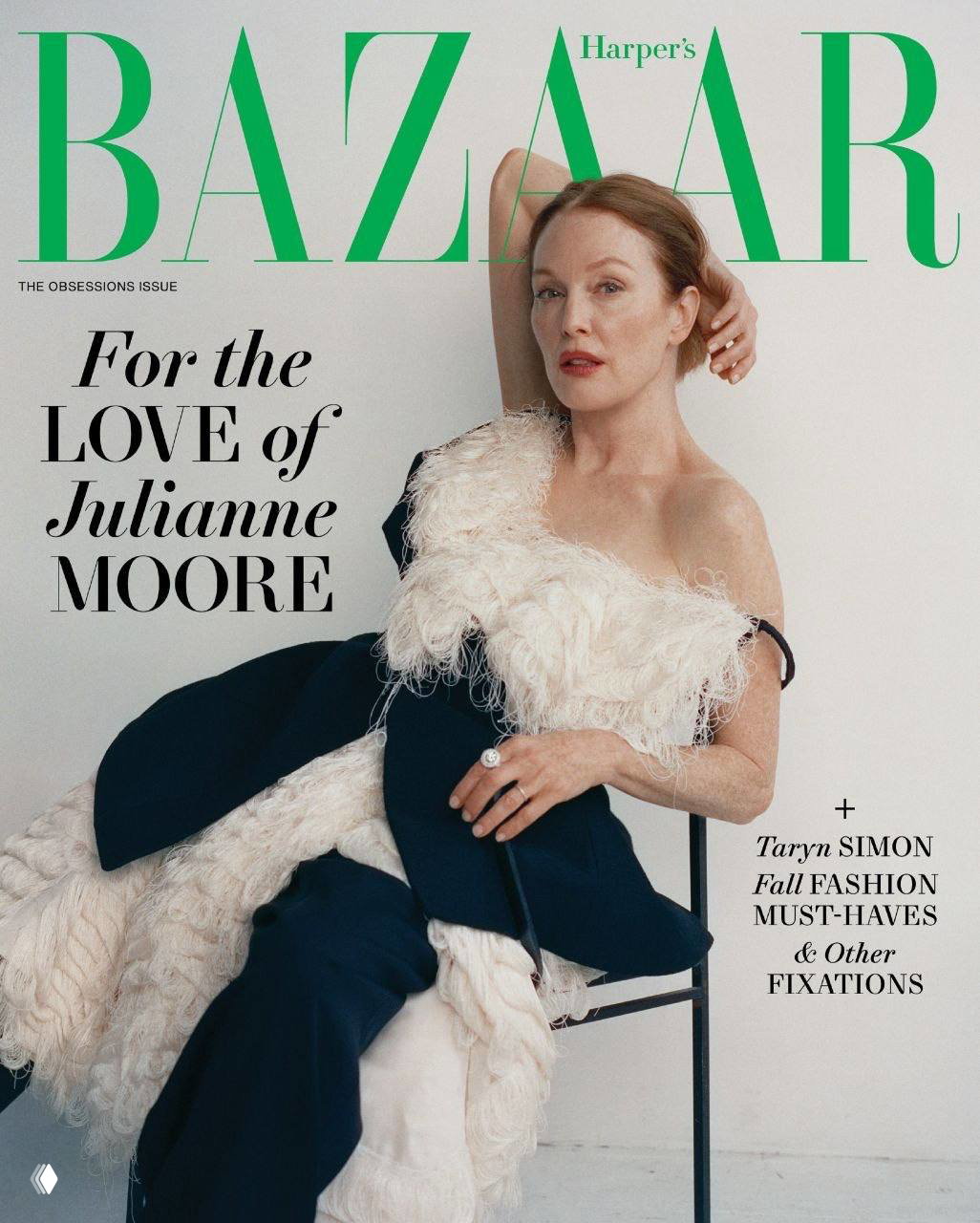 Джулианна Мур для Harper's Bazaar