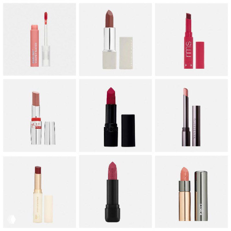 Коллаж или сетка изображений с образцами помад и глянцевых тинтов разных форматов и оттенков, демонстрация представленных продуктов.