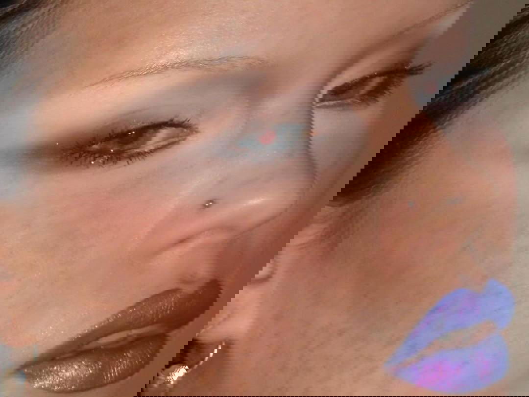 Пастельные матовые тени и эффект full glam