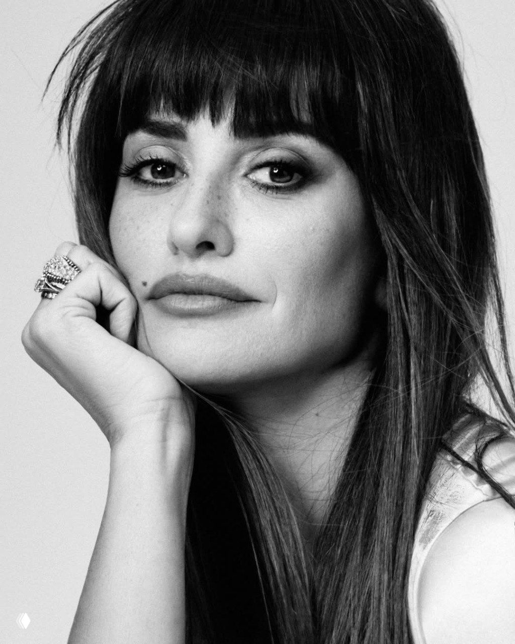 Пенелопа Крус в новой съёмке для глянца