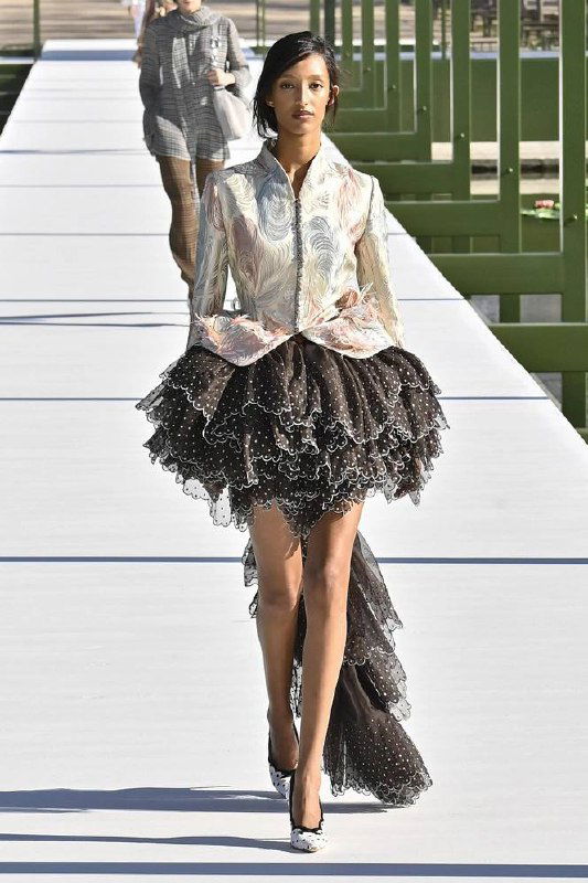 Цветочная история Джонатана Андерсона в фотографиях