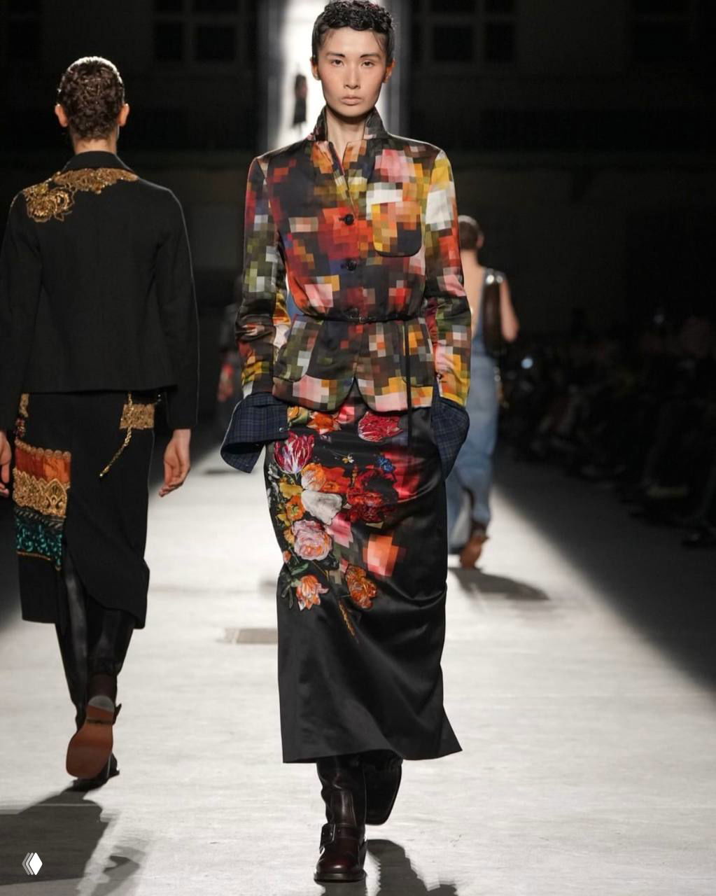 Коллекция Dries Van Noten: флоральные пиксели