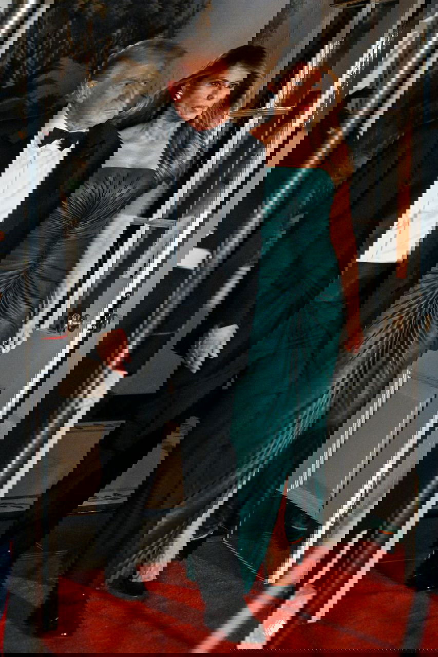 Мелания Трамп в изумрудном платье Elie Saab