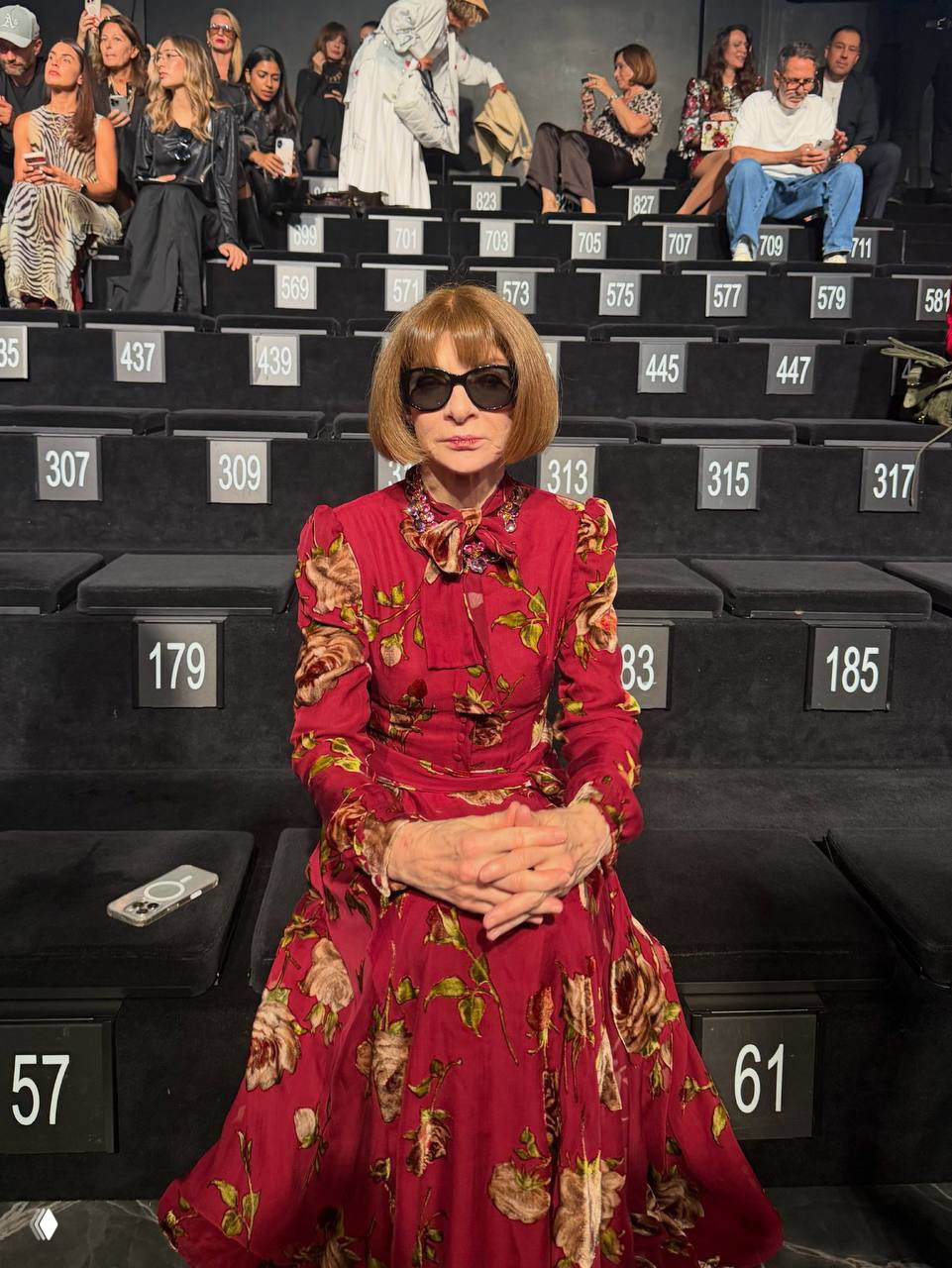 Дженнифер Лопес и Анна Винтур на показе Dolce&Gabbana