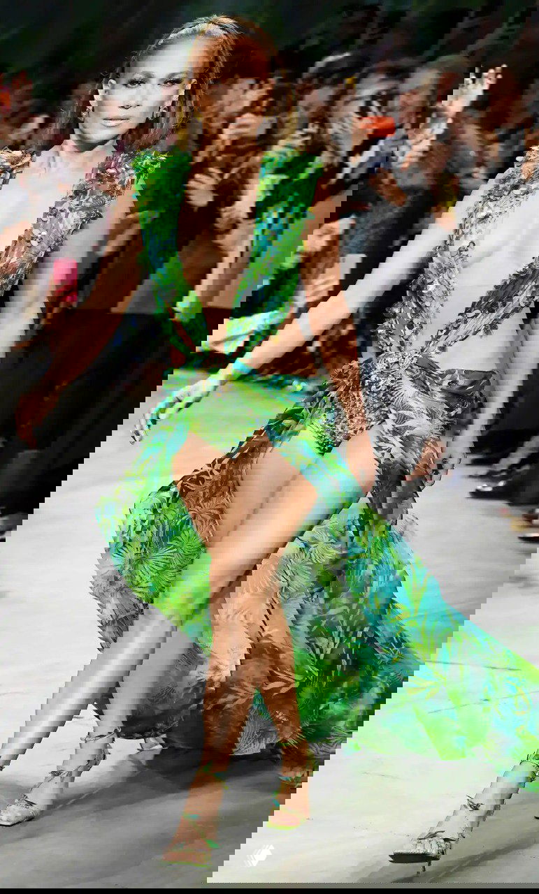 Цветное вдохновение от звёзд: ярко‑зелёный тренд