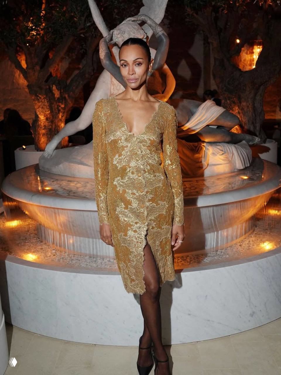 Марго Робби, Зои Салдана на Salone del Mobile