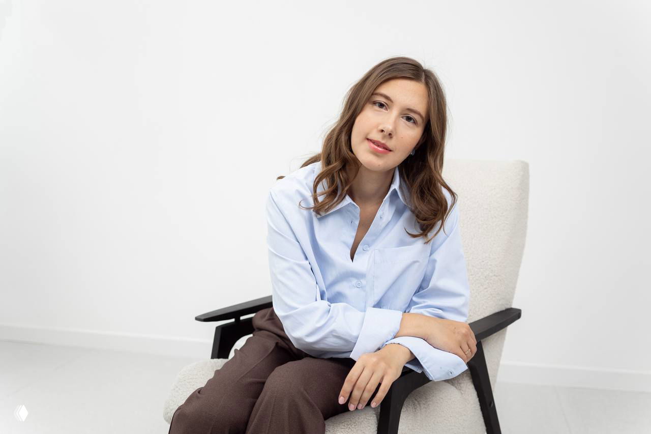 Елена Попова — маркетолог и воронки впечатлений