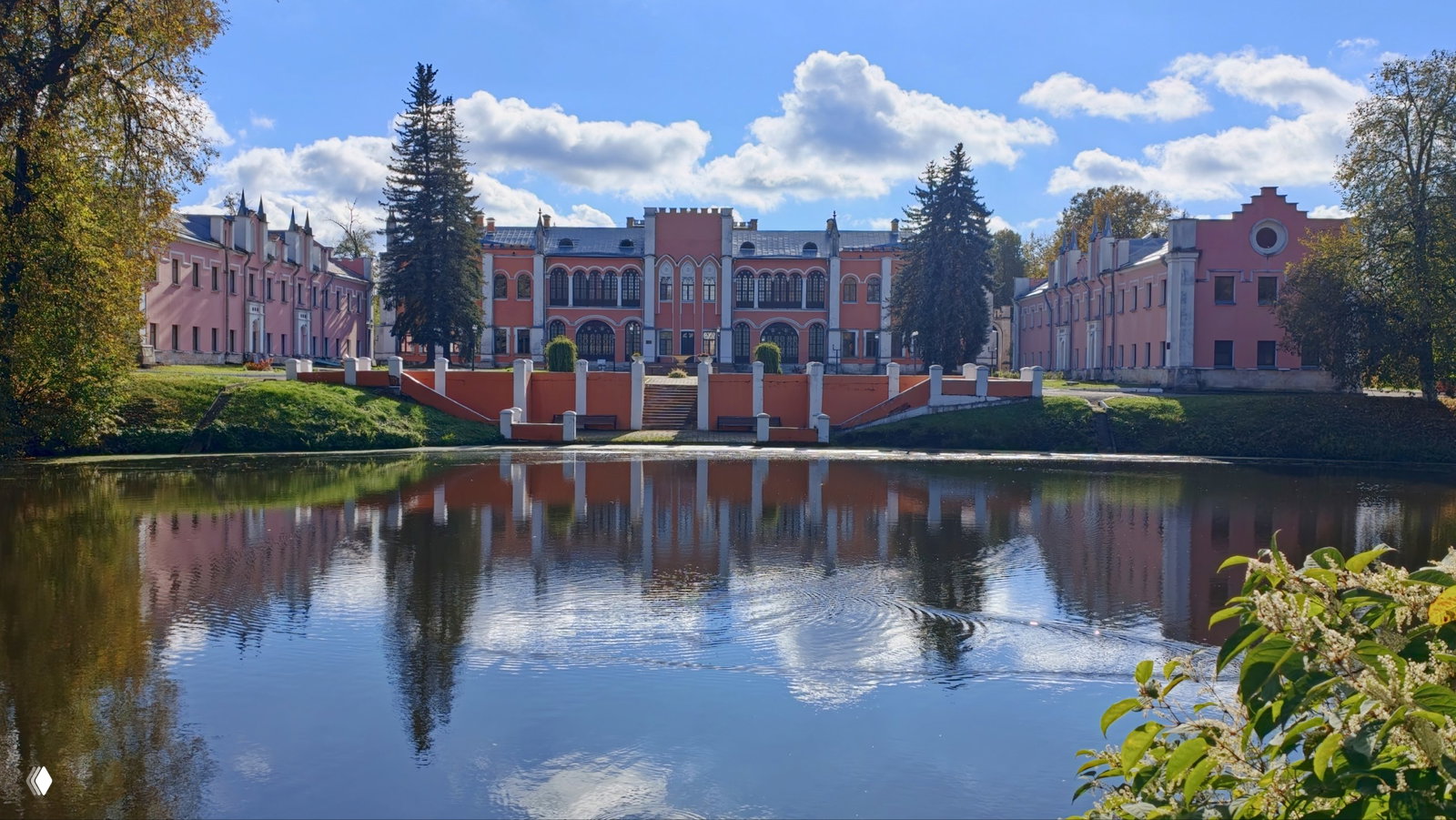 Усадьба Марфино: золотая осень и фототочки