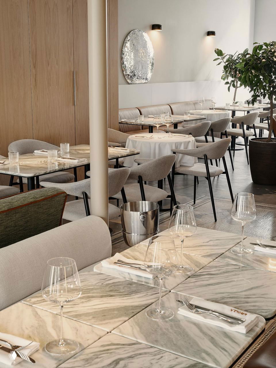 «Здесь нет симметрии»: кафе Di Nulla в Москве