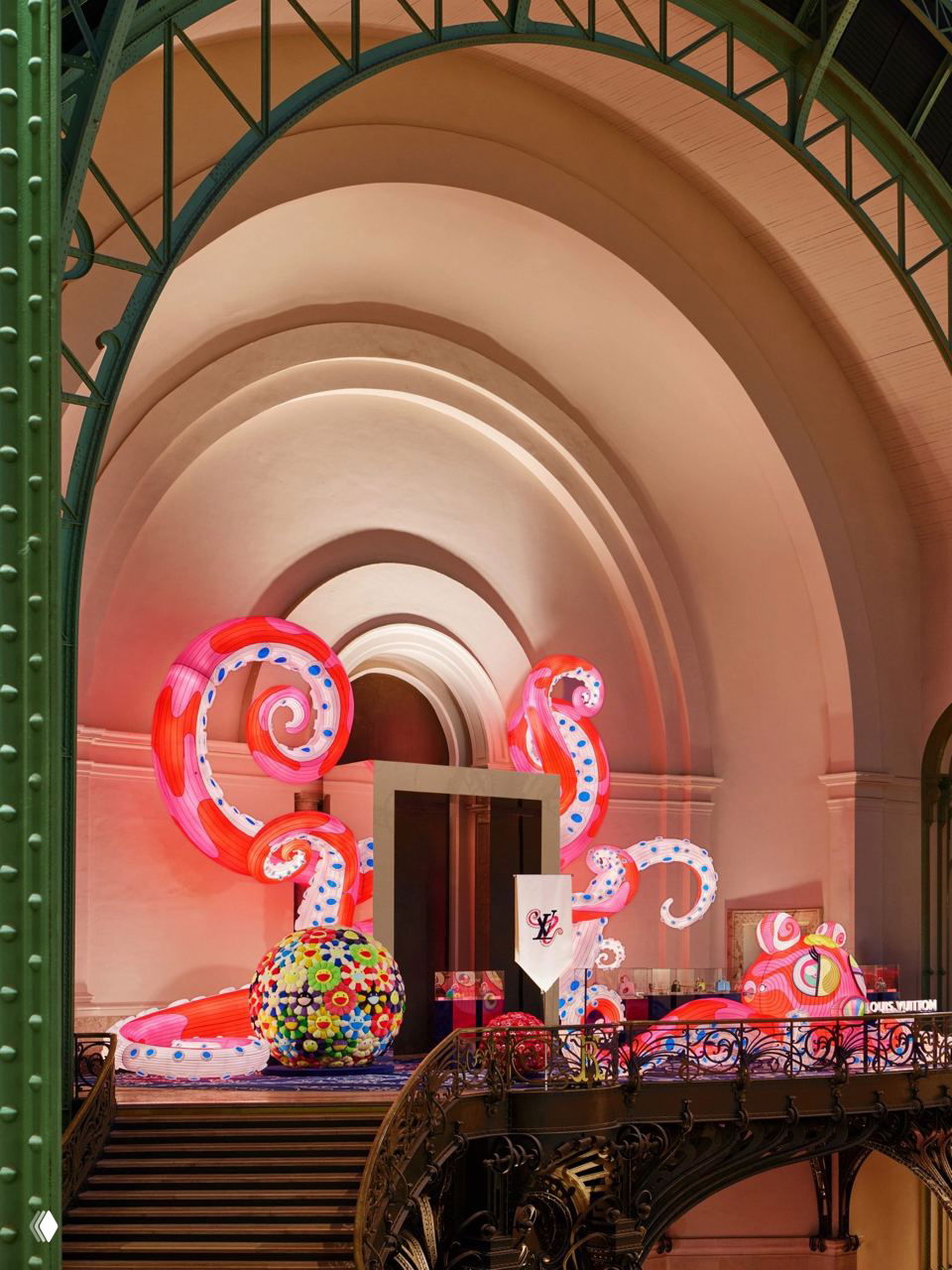 Восьмиметровый осьминог Louis Vuitton и Такаси Мураками