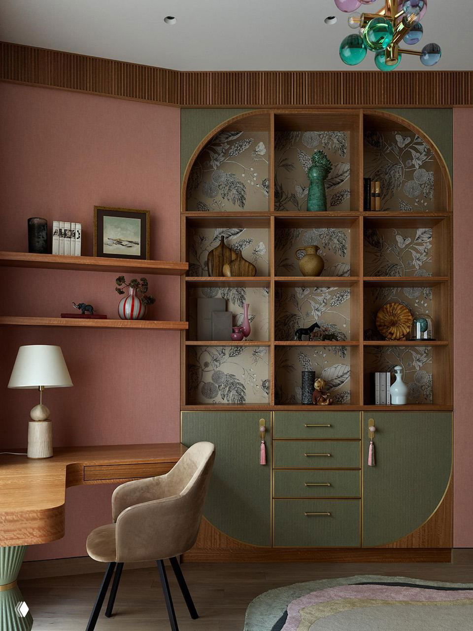 Детали оформления: сочетание мягких текстур, деревянных отделок и декоративных аксессуаров в нейтральной палитре с тёплыми и контрастными акцентами, типичными для проекта.