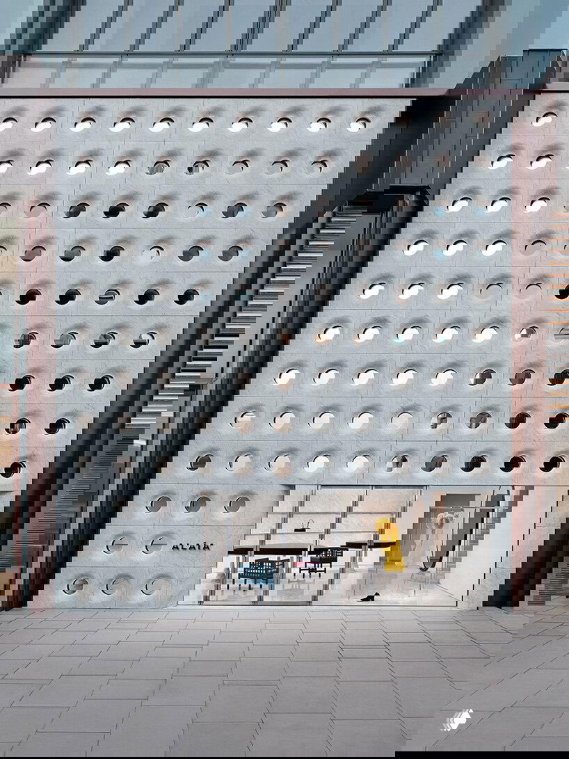 Бутик Alaïa в Пекине по проекту Halleroed