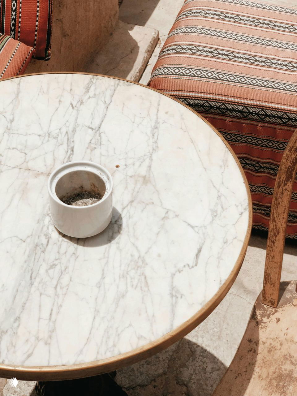 3 трендовых предмета мебели, которые не стоят ваших денег