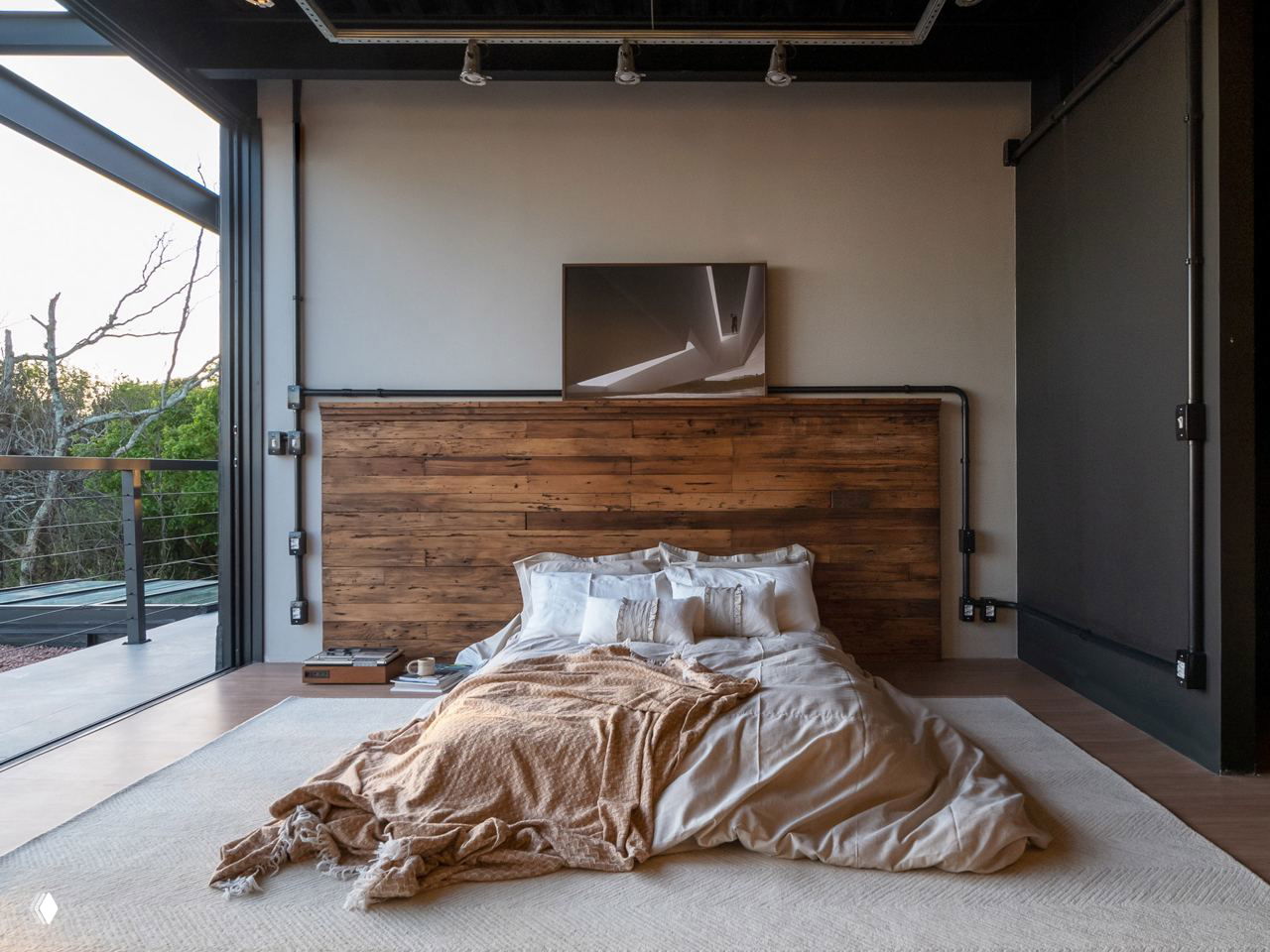 Спальни с панорамными окнами: 40+ примеров