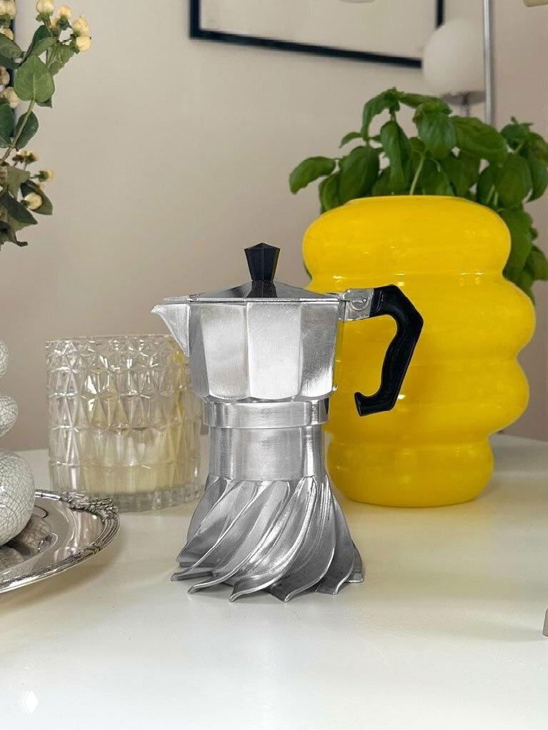 Turbo Moka: Фронтини переосмыслил кофеварку Bialetti