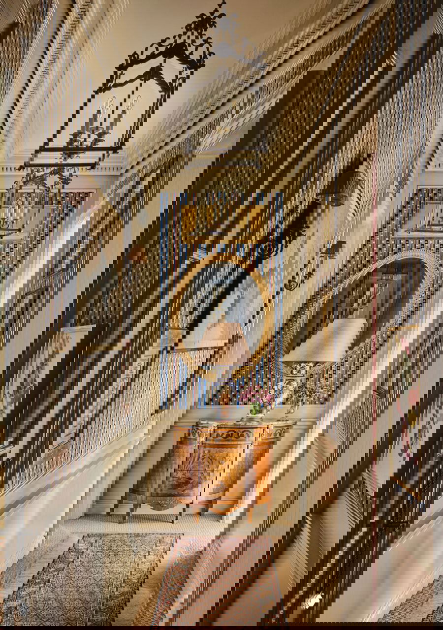 «Английская усадьба» в небоскребе: квартира на 84-м этаже