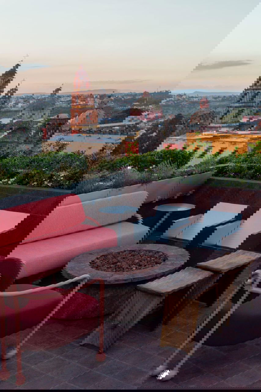 Бар в Мексике: мифы ацтеков и вулканический камень