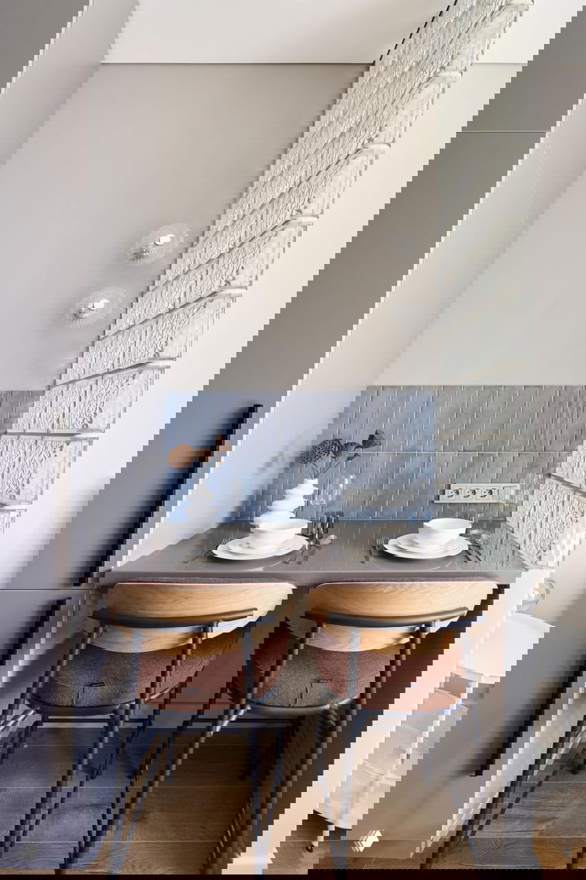 Стеклоблоки и морская гамма: квартира 22 м² в Москве