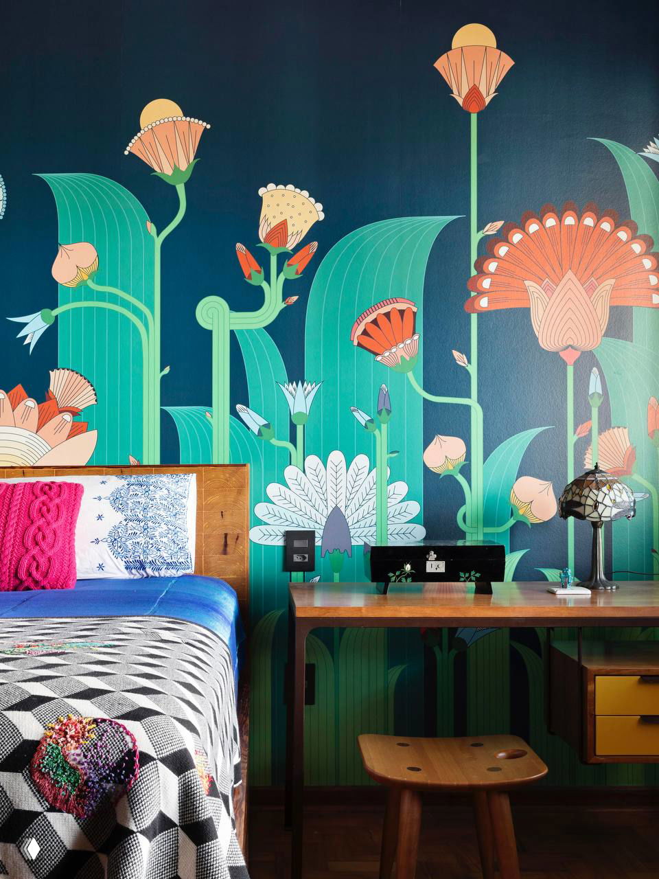 Акцентная стена в интерьере: 100+ ярких примеров и идей