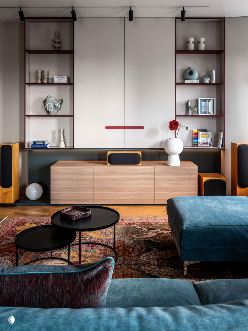 Личный опыт: красочная квартира 142 м² в Екатеринбурге