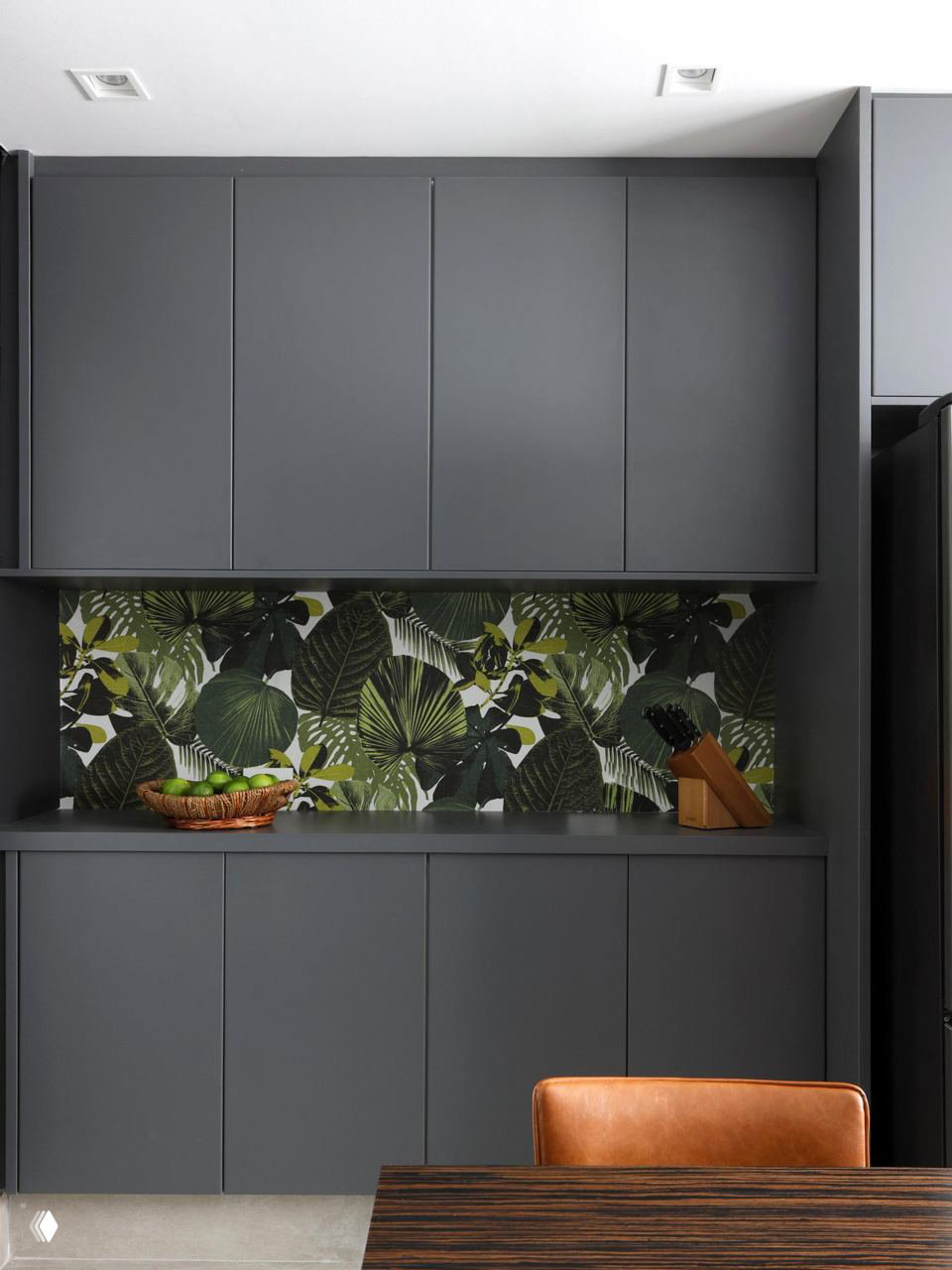 Яркий кухонный фартук: 50+ фото и идей