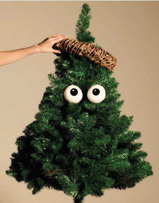 Глаз да глаз: новогодний декор от Alessi 2025/26