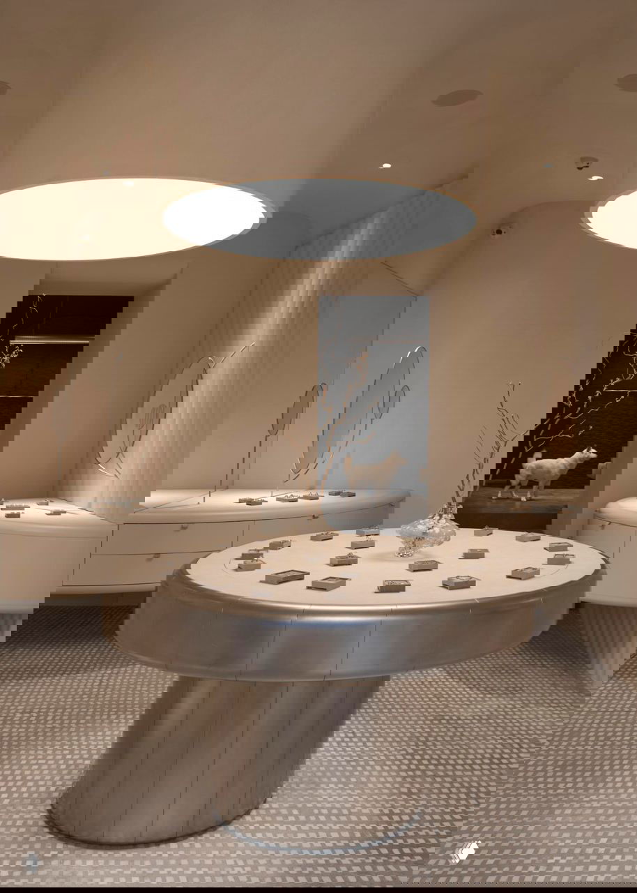 Флагман Darkrain с интерьерами Muno.Design