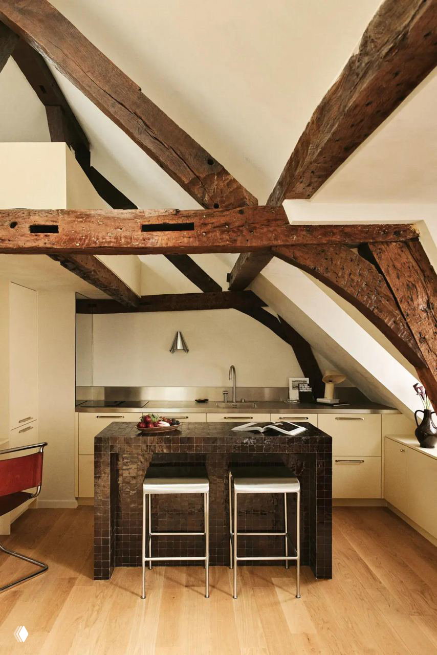 Парижская мансарда Atelier Opale