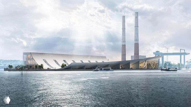 Рендер видом по линии воды: большая изогнутая крыша над набережной, лодки на воде и архитектурные галереи, создающие проходы для пешеходов вдоль причала.