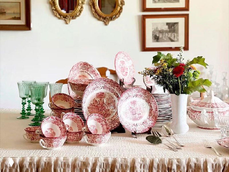 Cartuja de Sevilla закрывается и распродаёт запасы