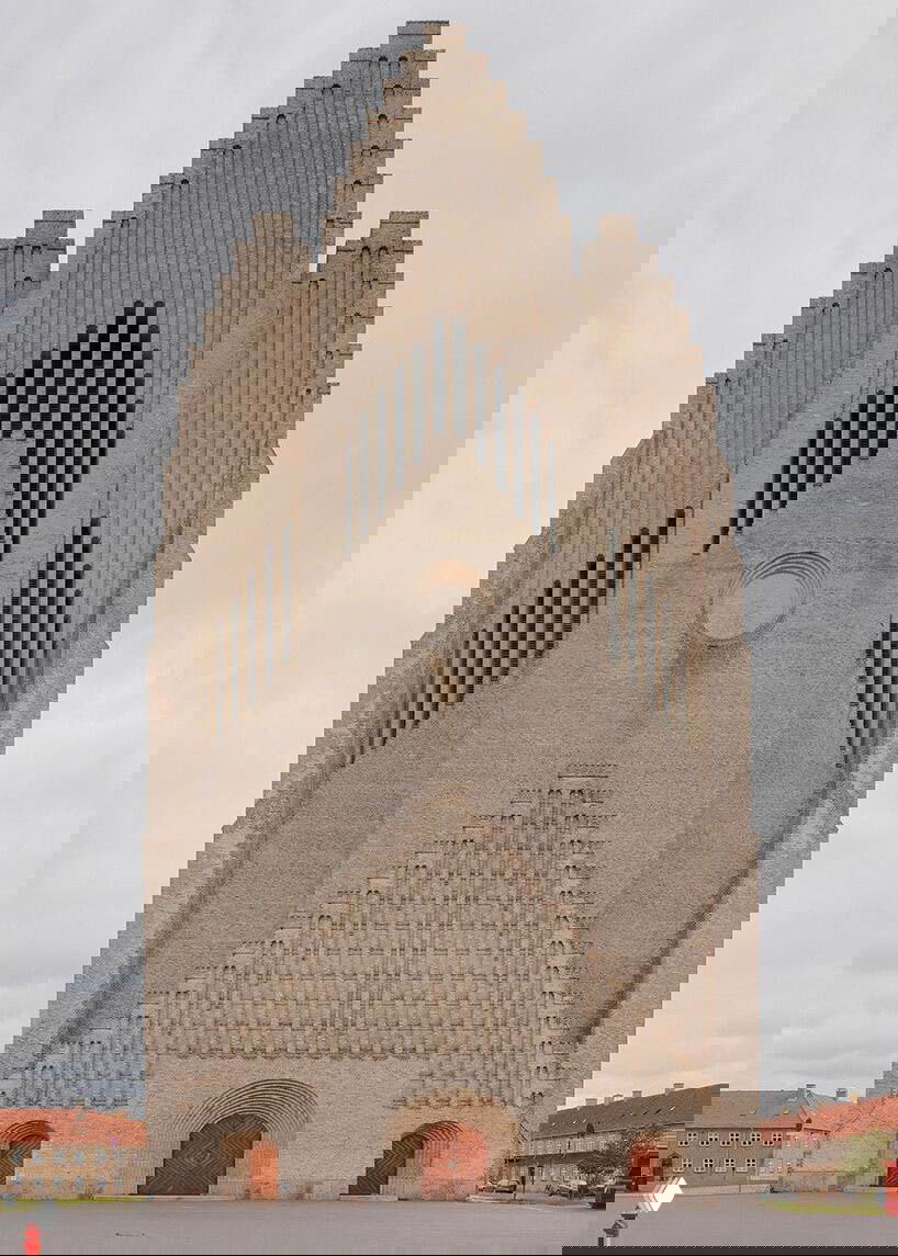 Церковь Грундтвига в Копенгагене — экспрессионизм