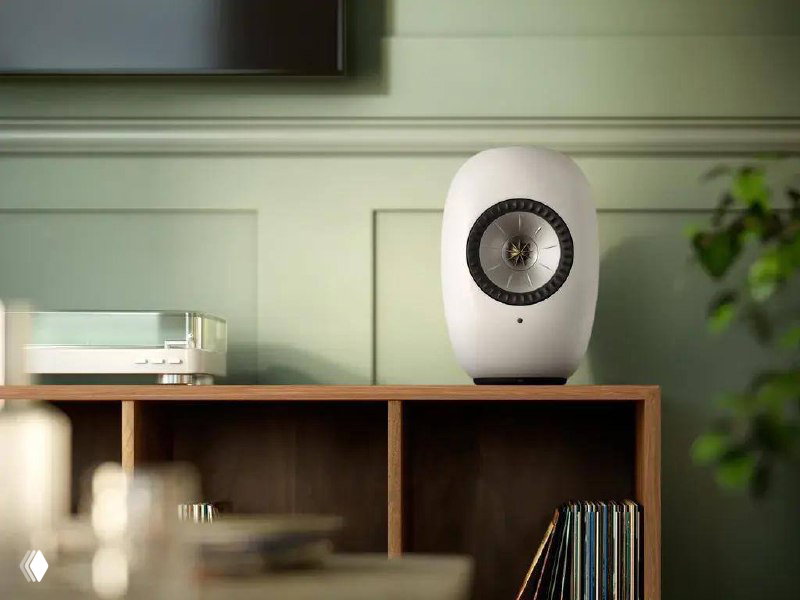Колонки KEF как арт-объекты