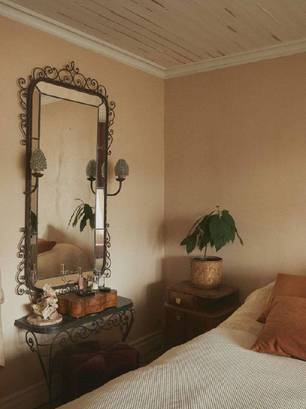 Коричневый цвет в спальне: 45 идей