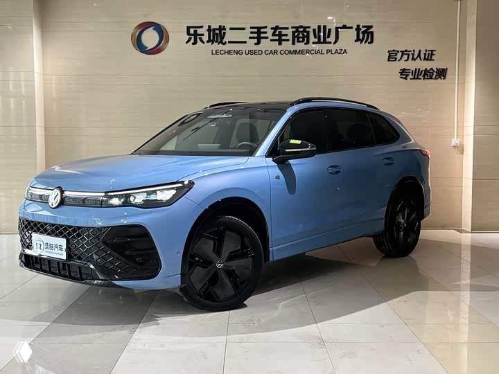 Полноприводный Volkswagen Tiguan L Pro в Китае