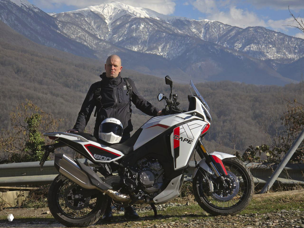 MOTO MORINI X‑CAPE 1200 2026 — большой эндуро