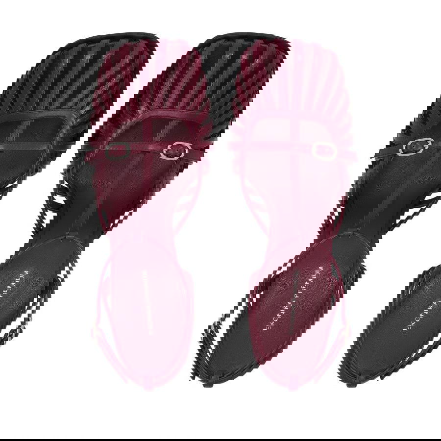 Пара бордовых сандалий Ekоnika с ремешками, товарная фотосъёмка на белом фоне, акцент на цвет и форму.