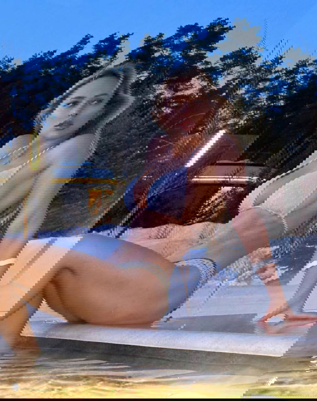 Miss MAXIM-2019 Виктория Цуранова: идеальный пресс