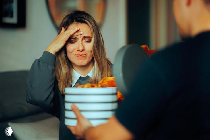 Женщины назвали худшие подарки на 8 Марта