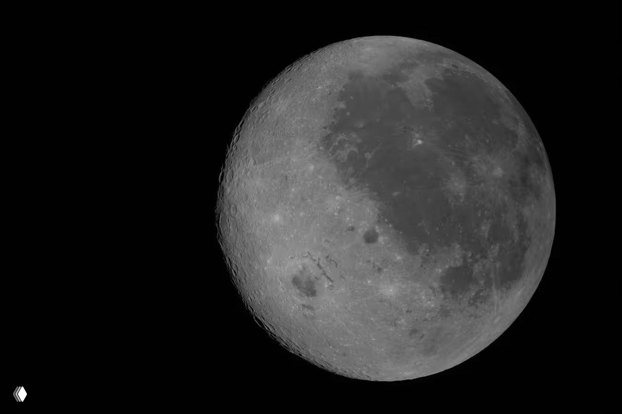 Новый снимок Луны получен в ходе миссии Artemis II 🌚