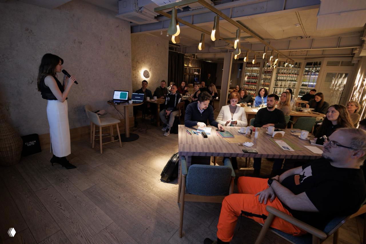 Бранч-лекция 13 марта в Москве с Александрой Дорофеевой