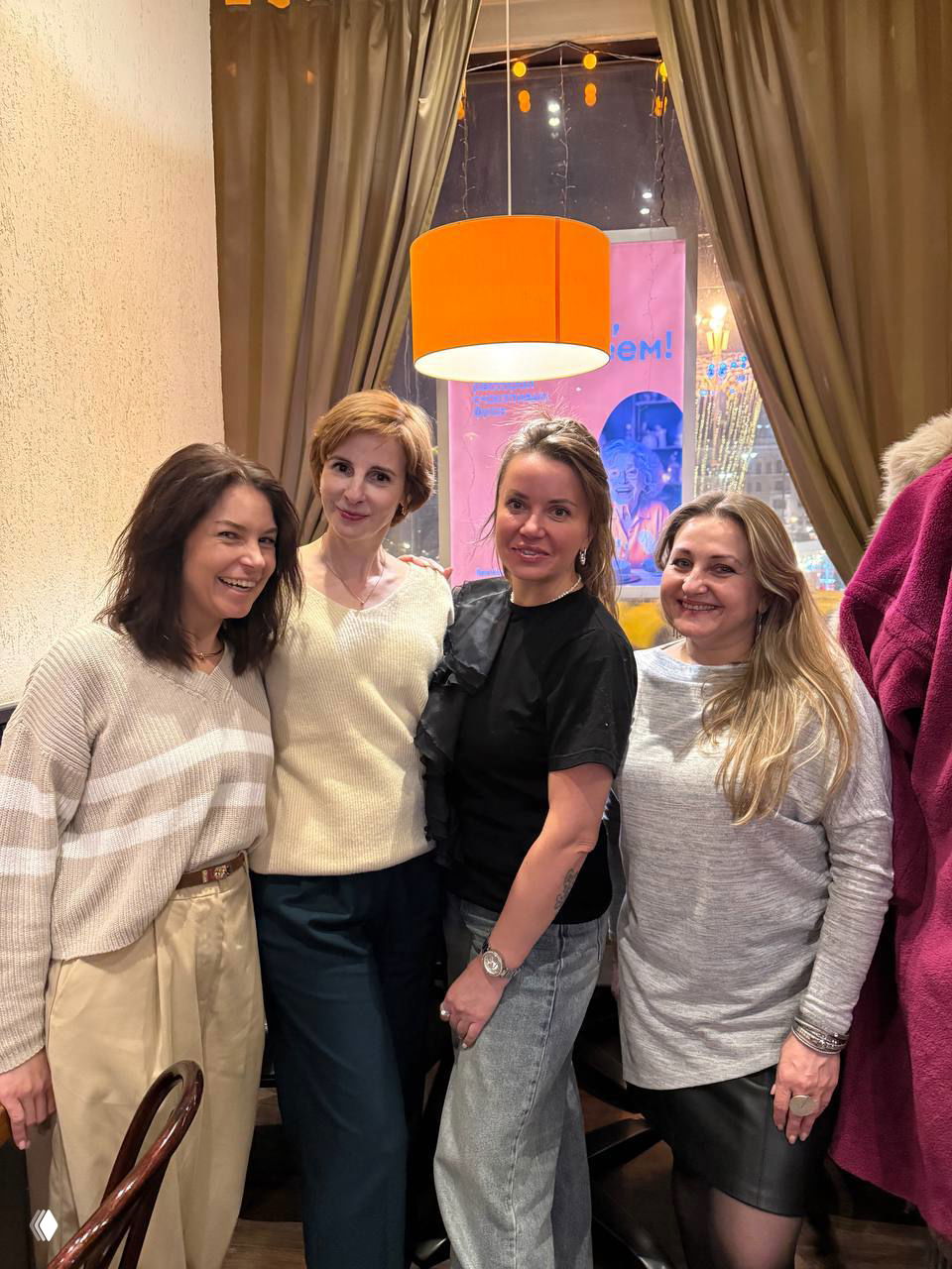 Контрасты и вихрь событий двух недель