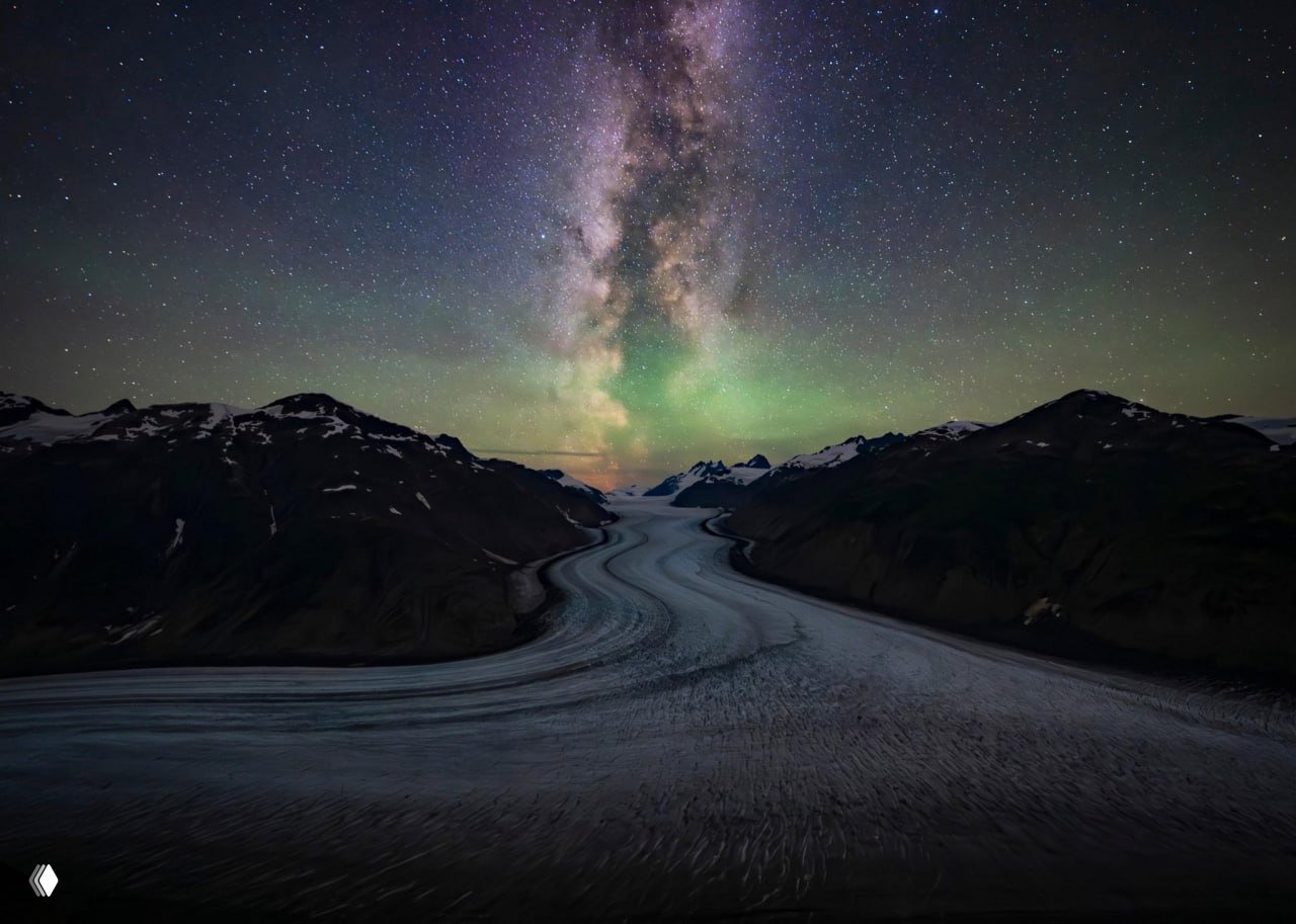 Победитель номинации «Ночное фото» — Natural Landscape 2026