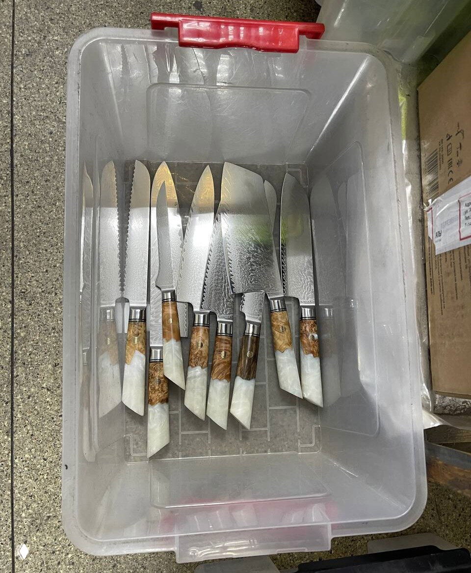Готовы еще 7 наборов кухонных ножей. Разбирают быстро!