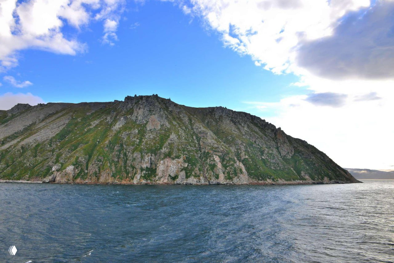 Остров Ратманова — самая восточная точка России