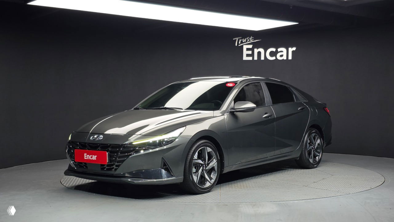 Hyundai AVANTE 1.6 Inspiration 2021 — седан по цене LADA VESTA