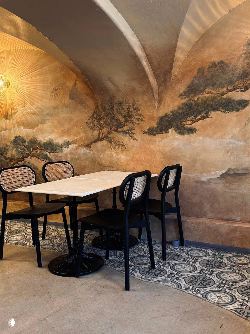 Идём в аутентичное бистро