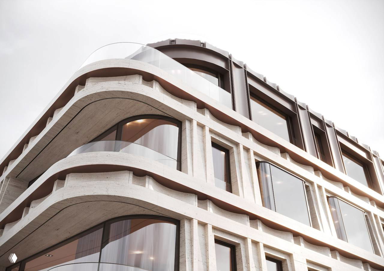 Деталь фасада премиального ЖК «Большая Ордынка, 4»: округлые бетонные пояса, стеклянные балконы, текстура поверхности и отражение неба.